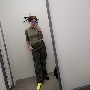 Meet your Posher, Dakota